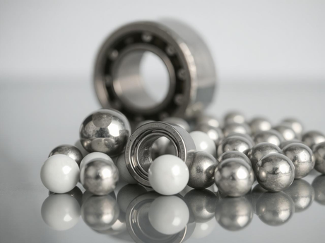 Steel Grinding Balls vs Ceramic Grinding Media.png