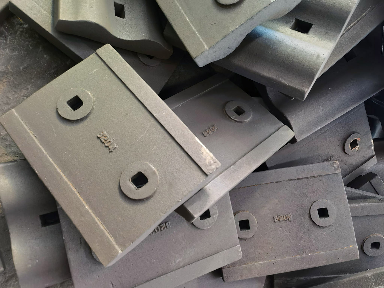 chrome alloy steel mill liner (9)